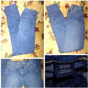 Universal threads denim jeans